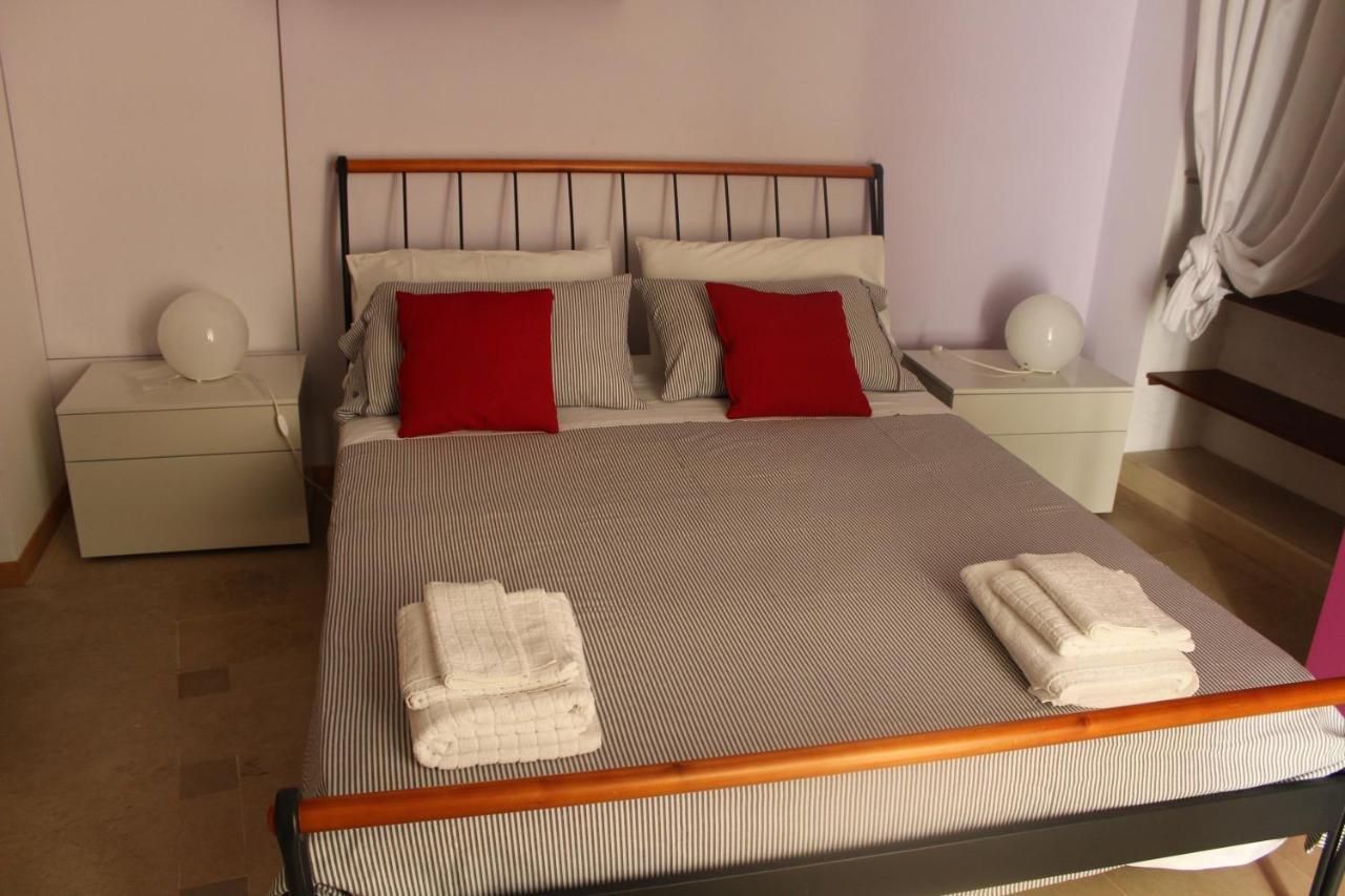 Porta Deuropa Bed & Breakfast Lecce Exterior foto