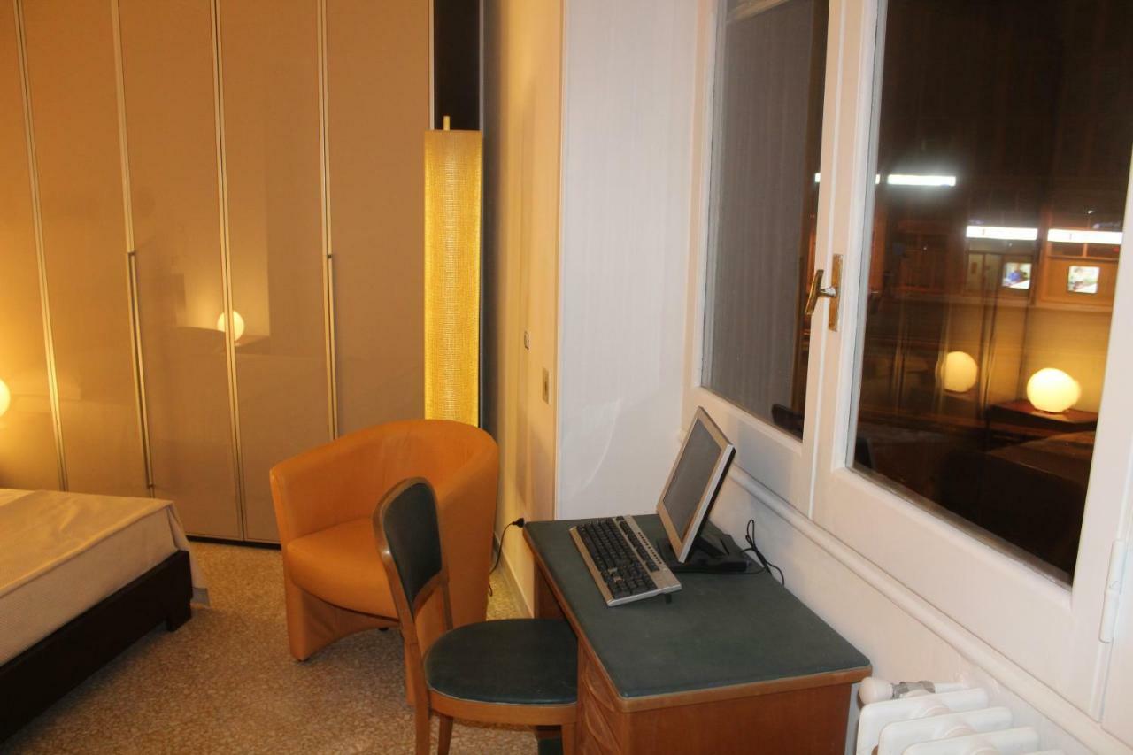 Porta Deuropa Bed & Breakfast Lecce Exterior foto